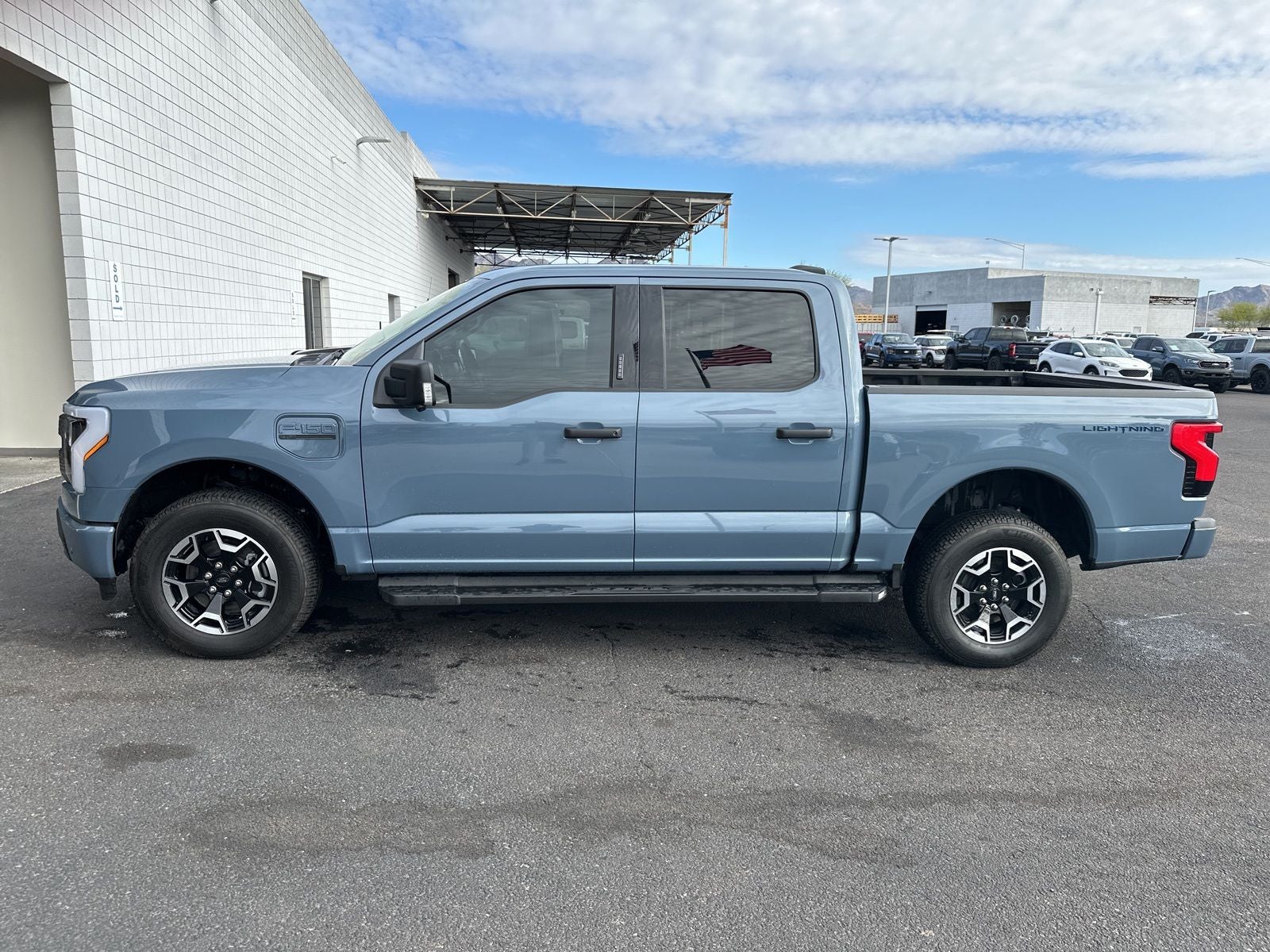 2023 Ford F-150 Lightning XLT