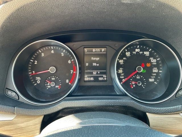 2016 Volkswagen Passat 1.8T SE