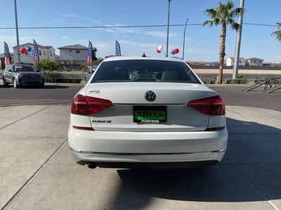 2016 Volkswagen Passat 1.8T SE