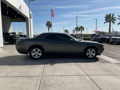 2009 Dodge Challenger SE