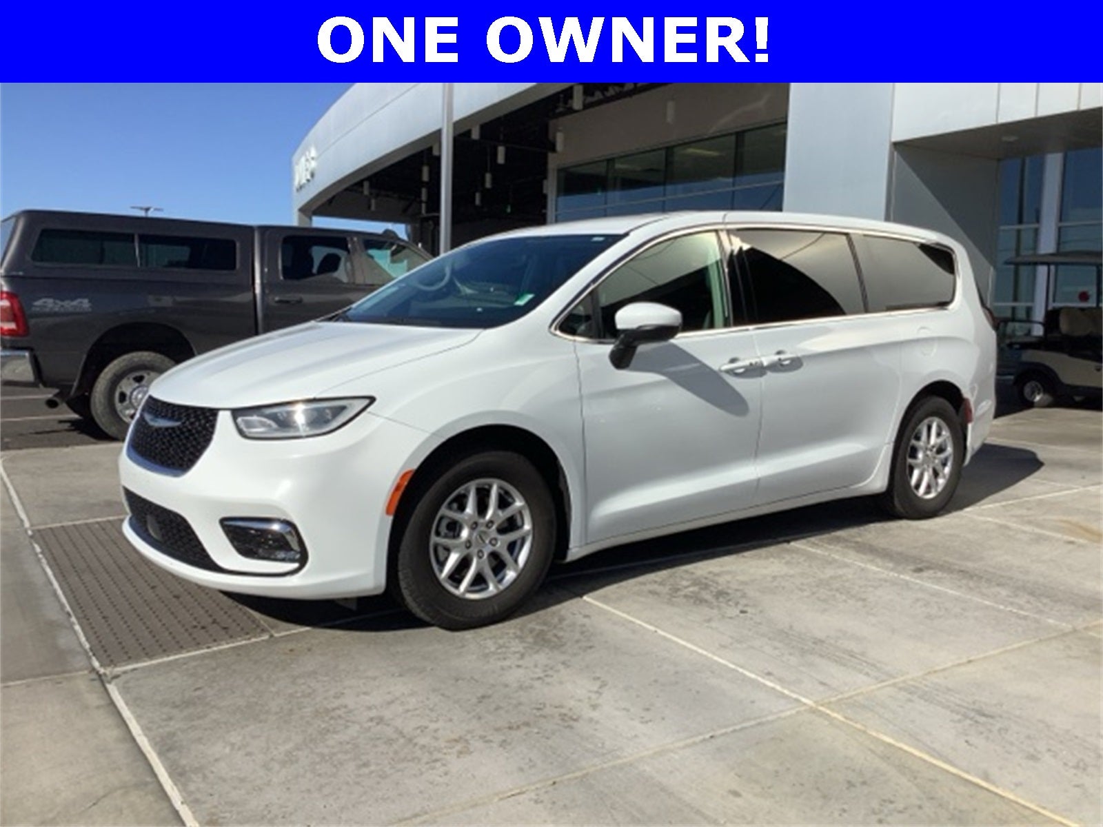 2023 Chrysler Pacifica Touring L