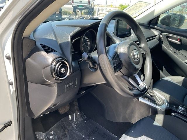2020 Toyota Yaris LE