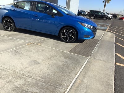 2024 Nissan Versa 1.6 SR