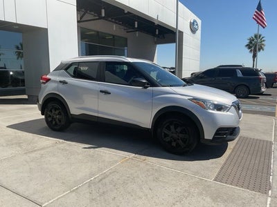 2019 Nissan Kicks S