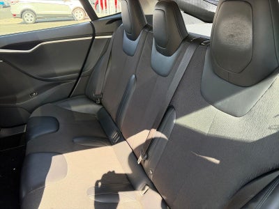 2015 Tesla Model S 70D