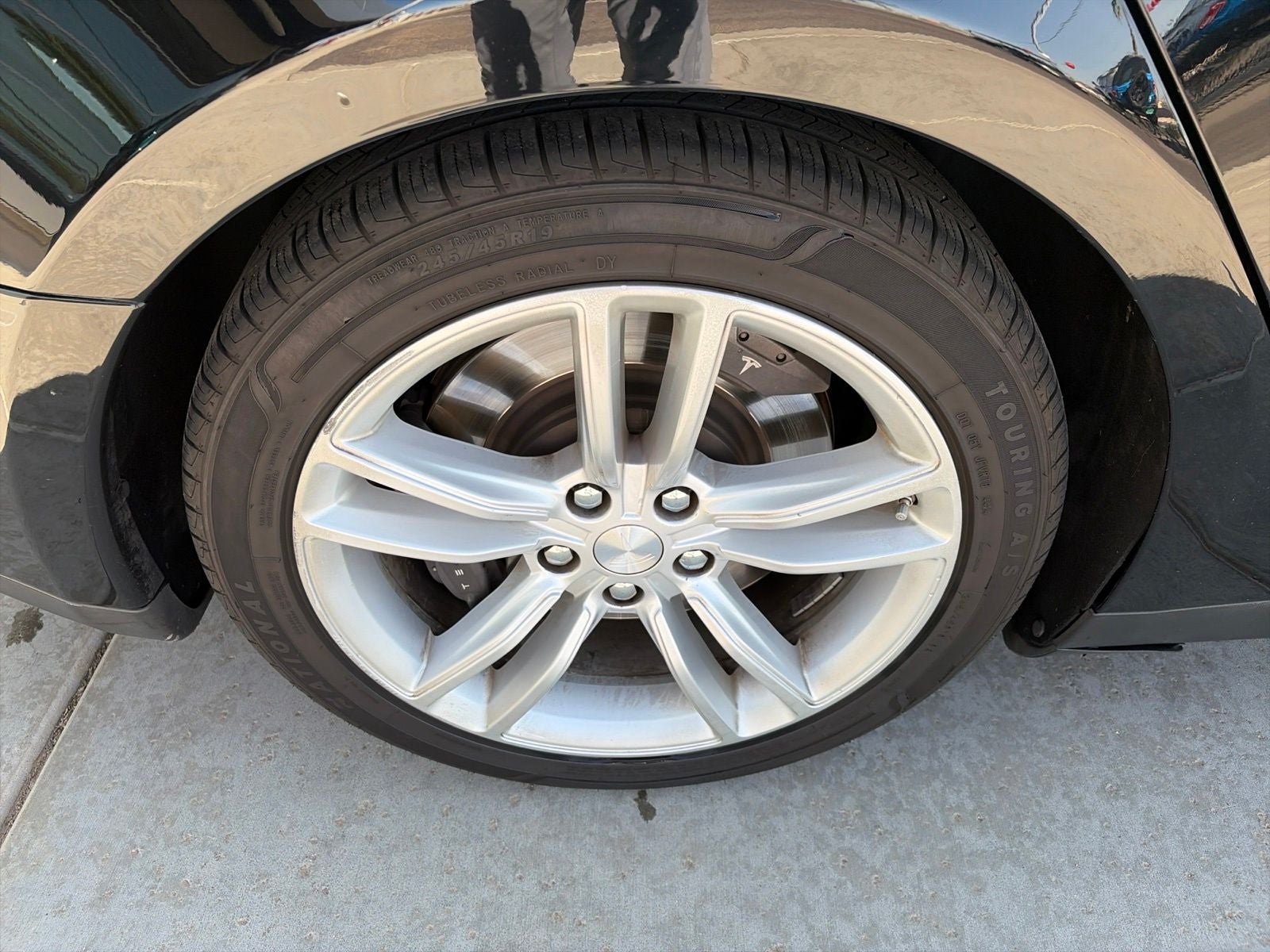2015 Tesla Model S 70D