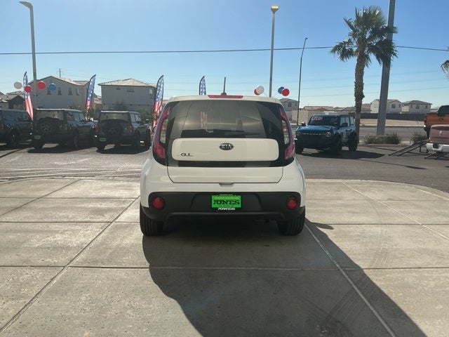 2017 Kia Soul Base